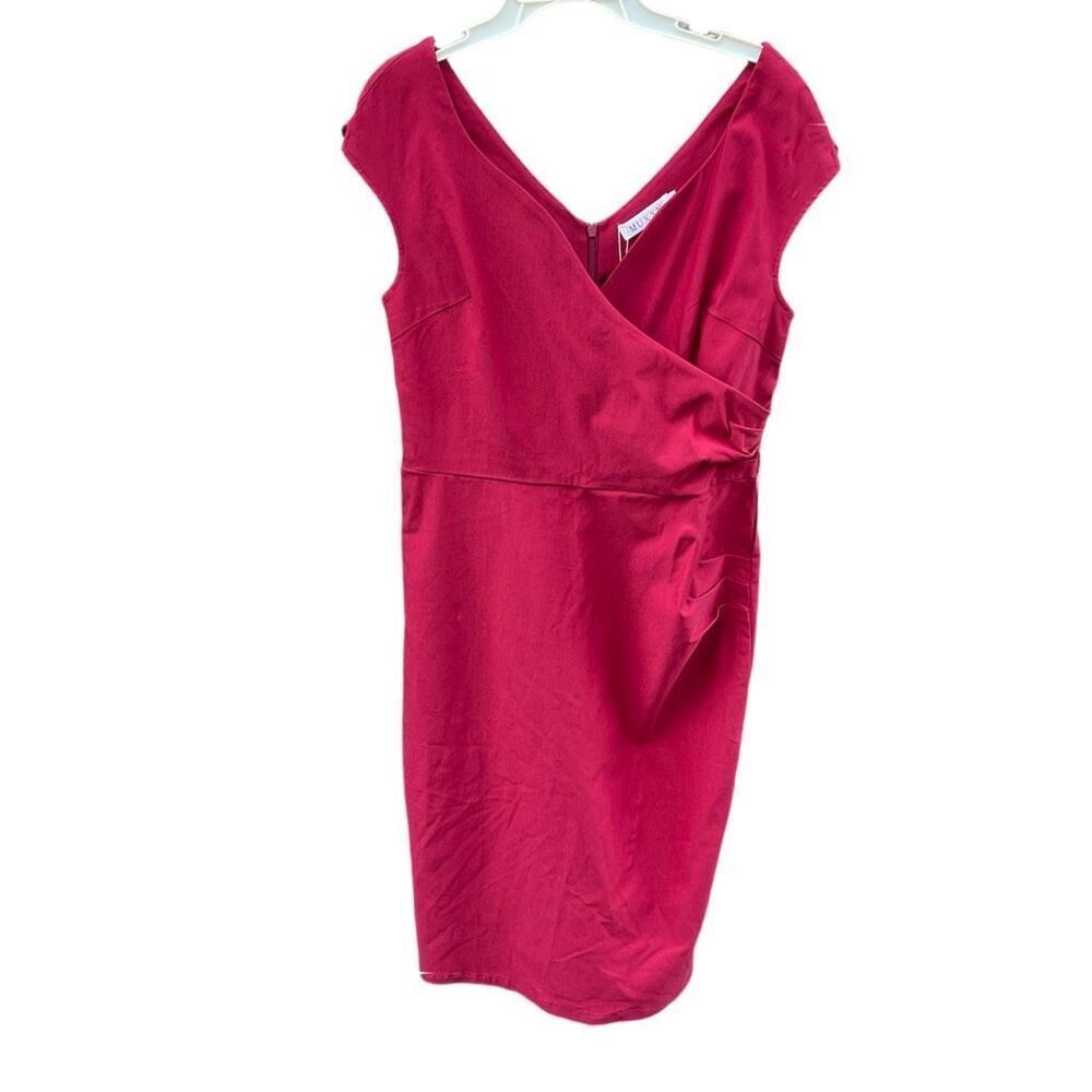 NWT MUXXN Boutique size 2X ( runs small) retro Ponte’ knit faux wrap dress.